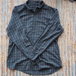 Men's Arrow Button Down Size L